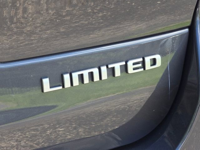 New 2026 Baltic Gray Metallic Clearcoat Jeep Limited image 25
