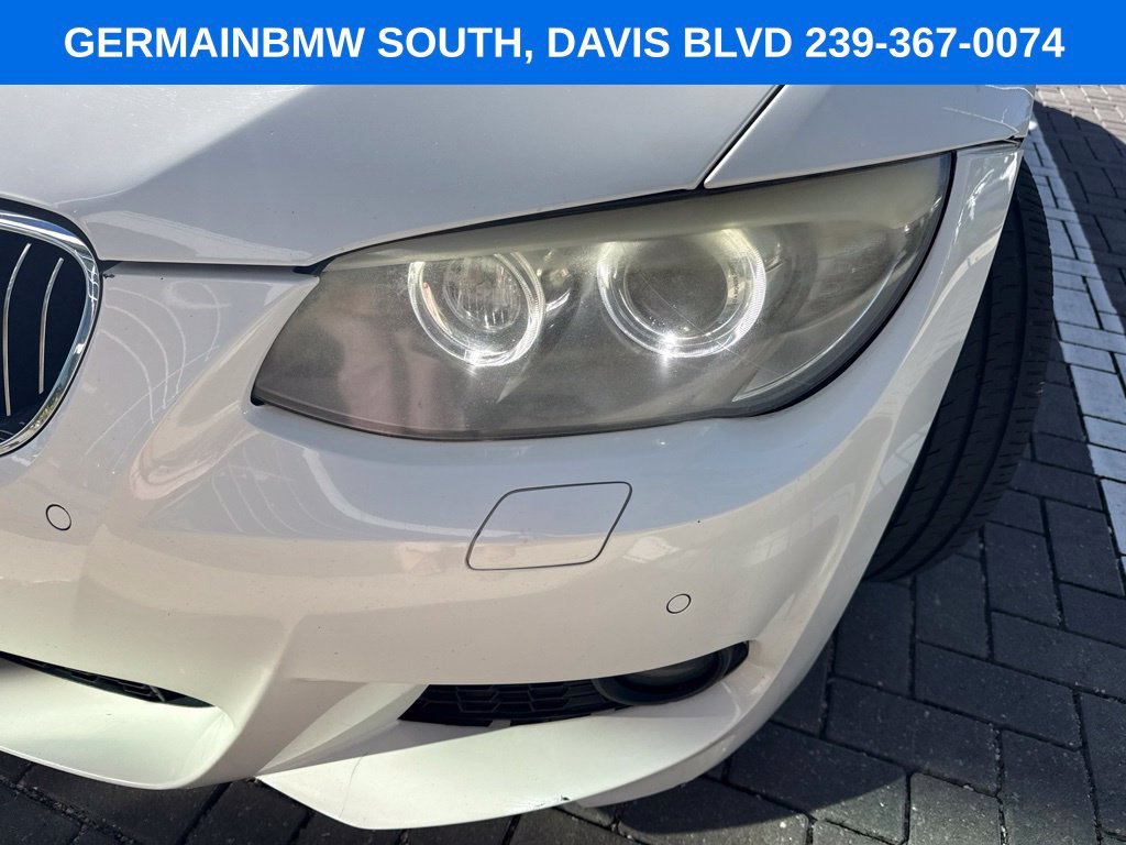 Used 2011 Alpine White BMW 335i image 16