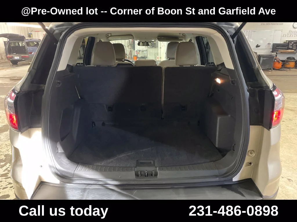Used 2018 Gold Ford SE image 20