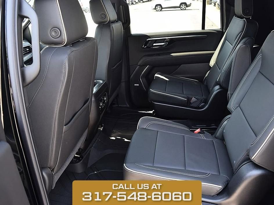 2026 Chevrolet Suburban Premier - Photo 14
