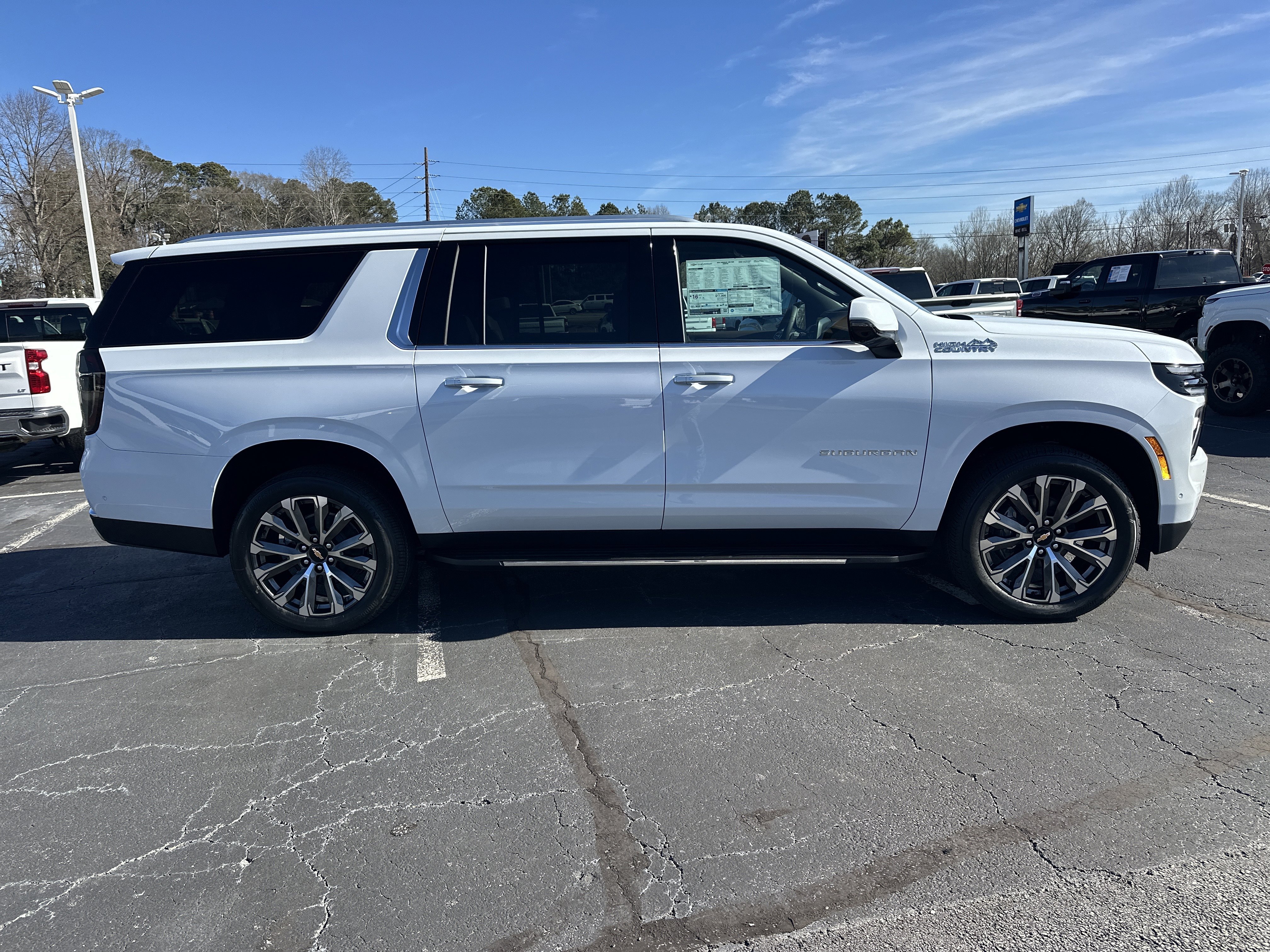 2026 Chevrolet Suburban High Country - Photo 9