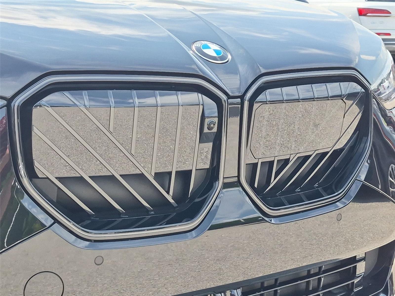 New 2026 Black Sapphire Metallic BMW 30 xDrive image 14