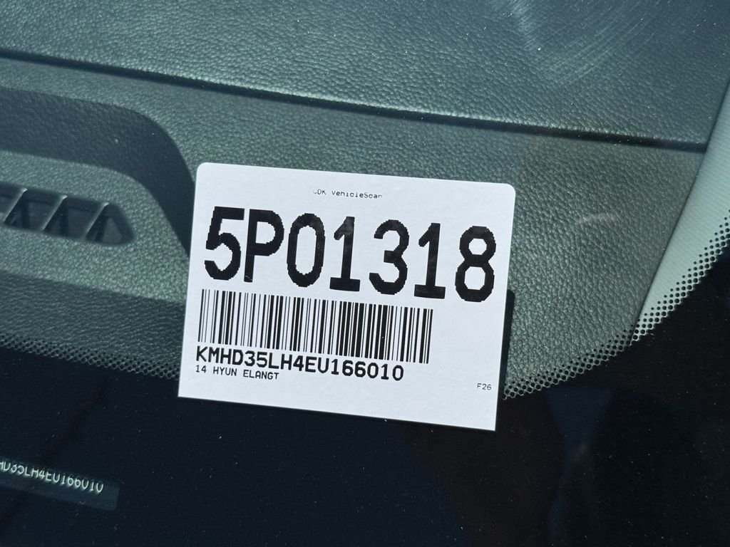 Used 2014 Shimmering Silver Hyundai Base image 34