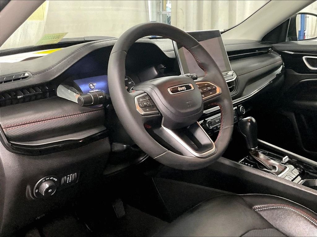 Used 2022 Black Jeep Trailhawk image 8
