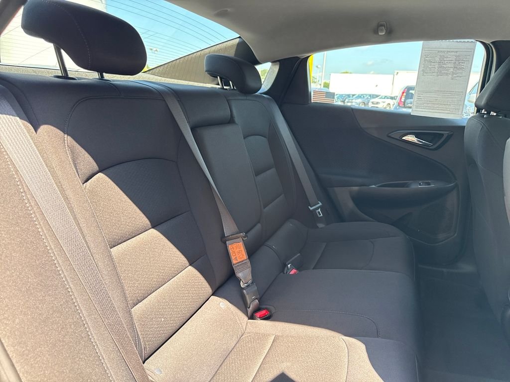 Used 2024 White Chevrolet LT image 21