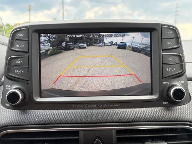 Used 2020 Gray Hyundai Ultimate image 9