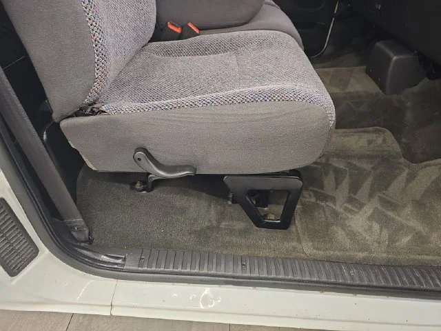 Used 2002  Dodge ST image 10