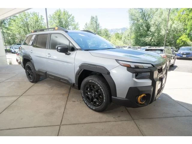 New 2026 ICE SILVER METALLIC Subaru Wilderness image 2