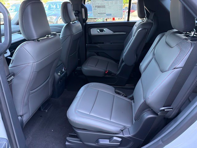 New 2027 Avalanche Gray Ford Active image 7