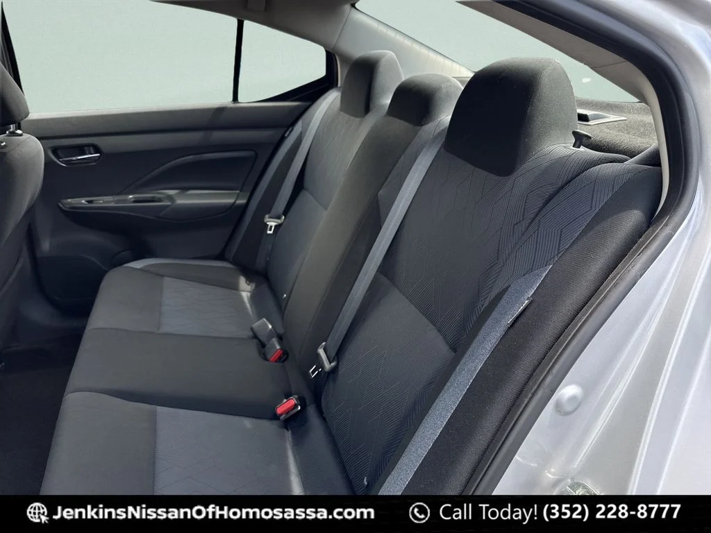 Used 2023 Silver Nissan 1.6 SV image 29