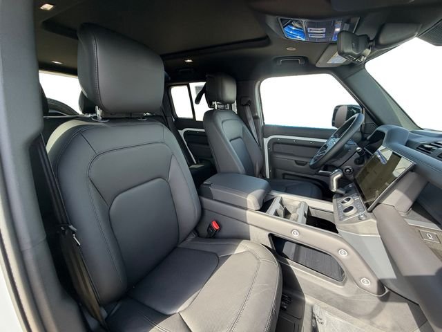 New 2026 Fuji White Land Rover S image 16