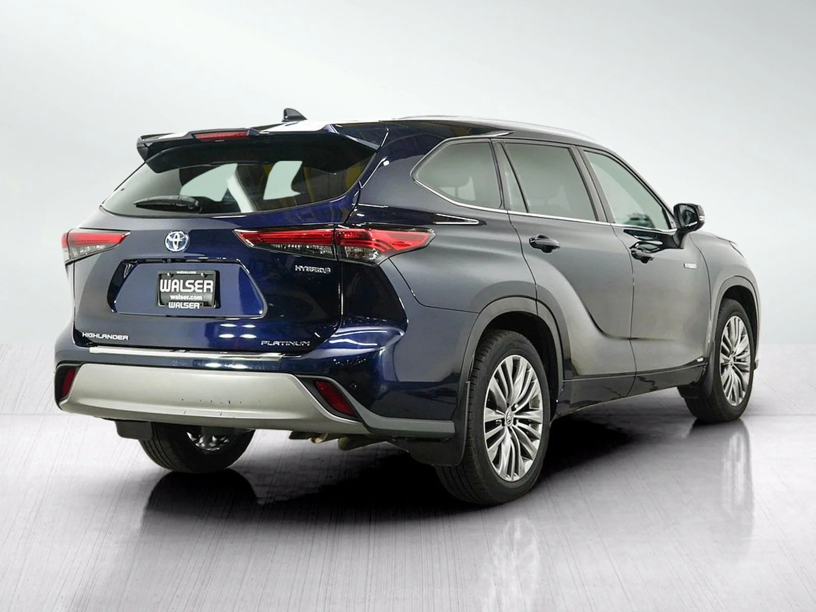Used 2021 Blue Toyota Hybrid Platinum image 5