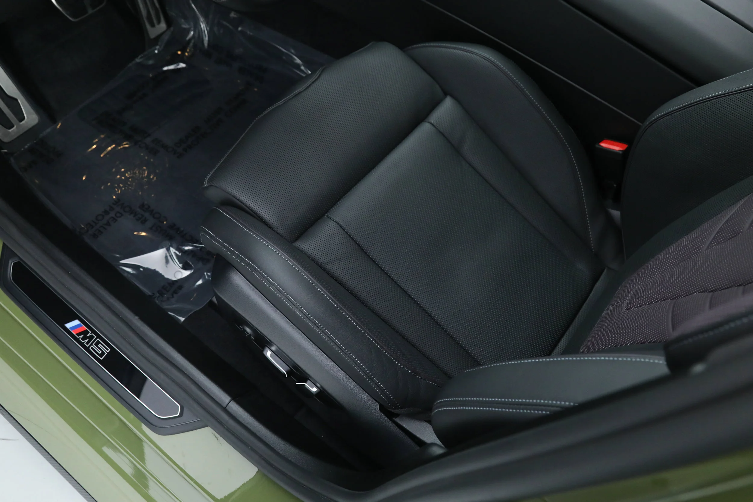 Used 2026 Green BMW  image 29