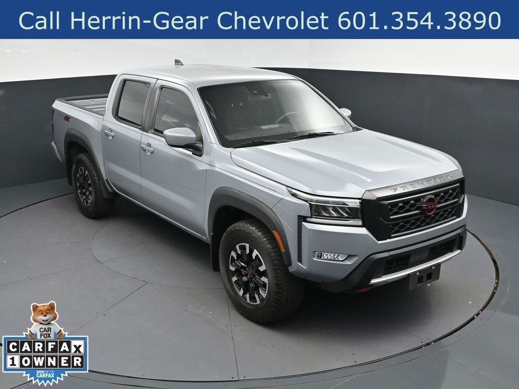 2024 Nissan Frontier PRO-4X Crew Cab 4X4's photo