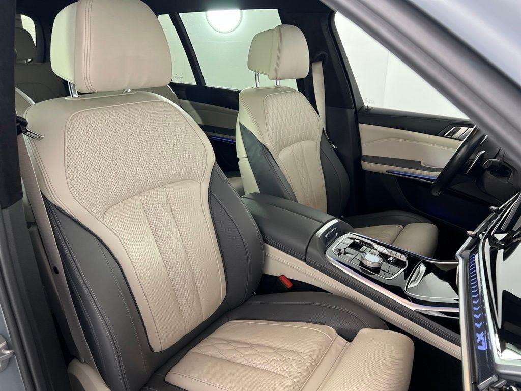 Used 2023 Brooklyn Grey Metallic BMW xDrive40i image 26