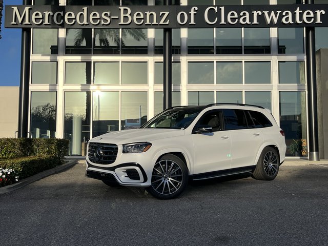 New 2026 Mercedes-Benz GLS 580
