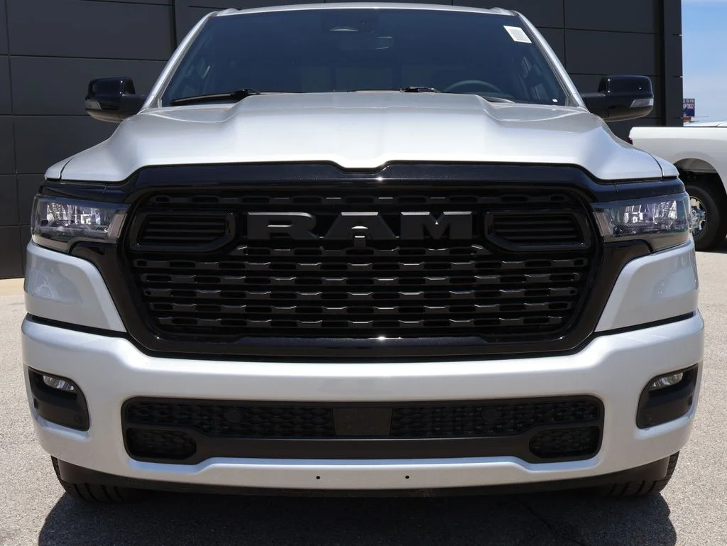 New 2026 Silver Zynith Exterior Paint RAM Big Horn/Lone Star image 7