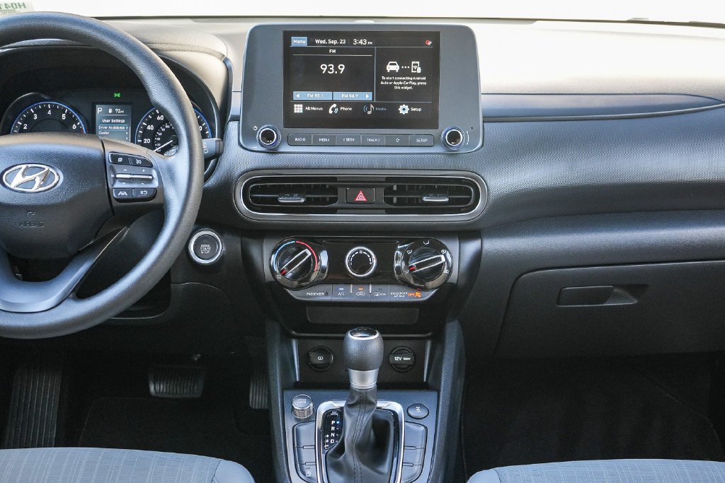 2023 Hyundai Kona SEL - Photo 13