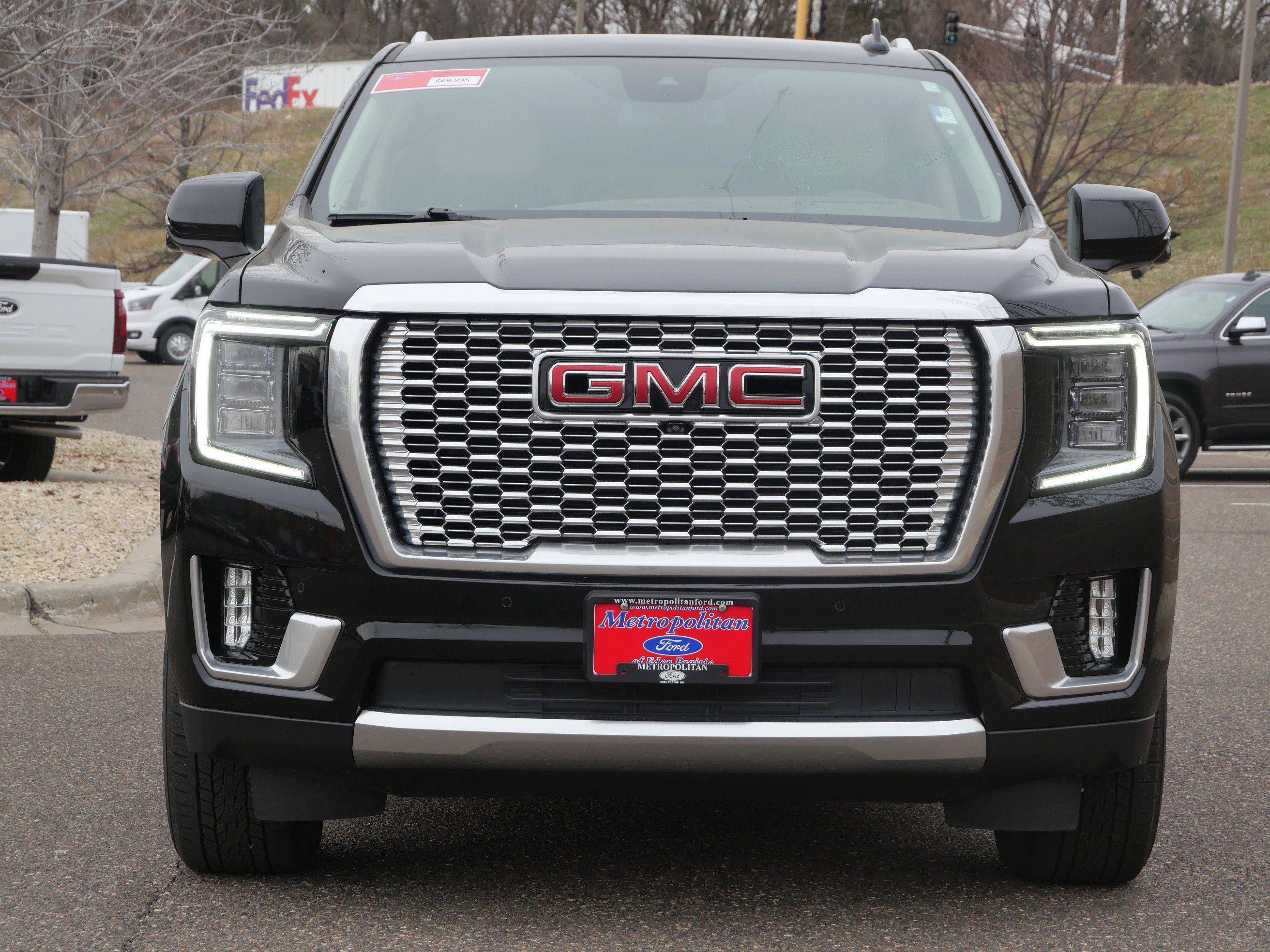 Used 2024 GMC Yukon XL Denali with VIN 1GKS2JKL2RR217126 for sale in Eden Prairie, Minnesota