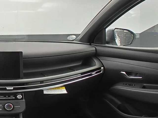 New 2026 White Hyundai SE image 35