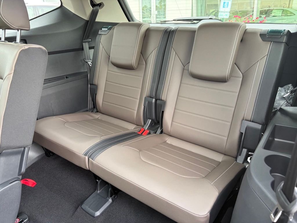 New 2026 Pure Gray Volkswagen 2.0T SEL image 23