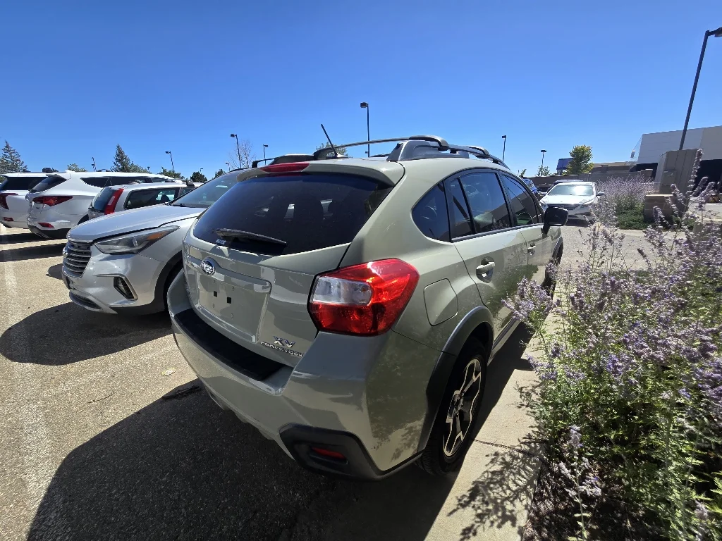 Used 2013 Desert Khaki Subaru Limited image 17