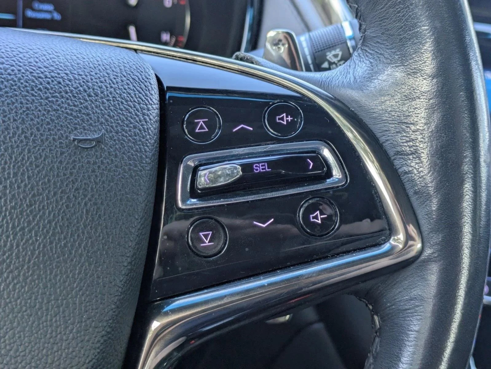 Used 2018 Red Obsession Tintcoat Cadillac Luxury RWD image 6