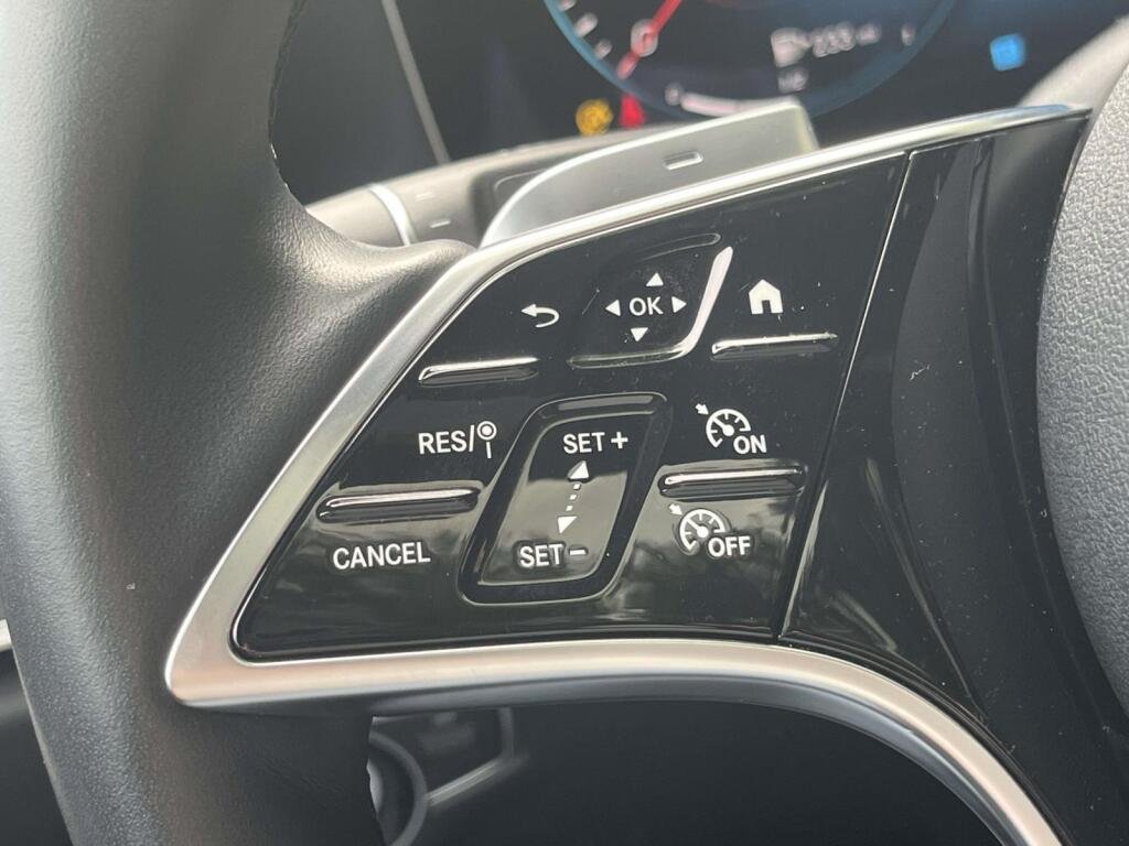 Used 2023 Polar White Mercedes-Benz E 350 image 35