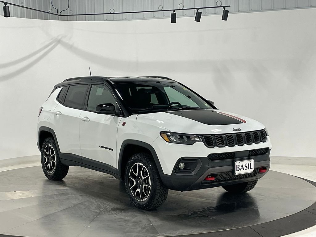 Used 2026 White Jeep Trailhawk image 39