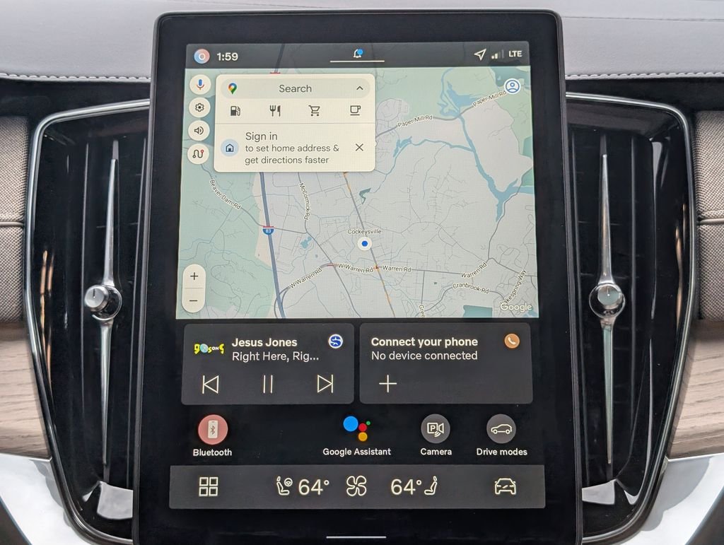 2026 Volvo XC90 Plus - Photo 25