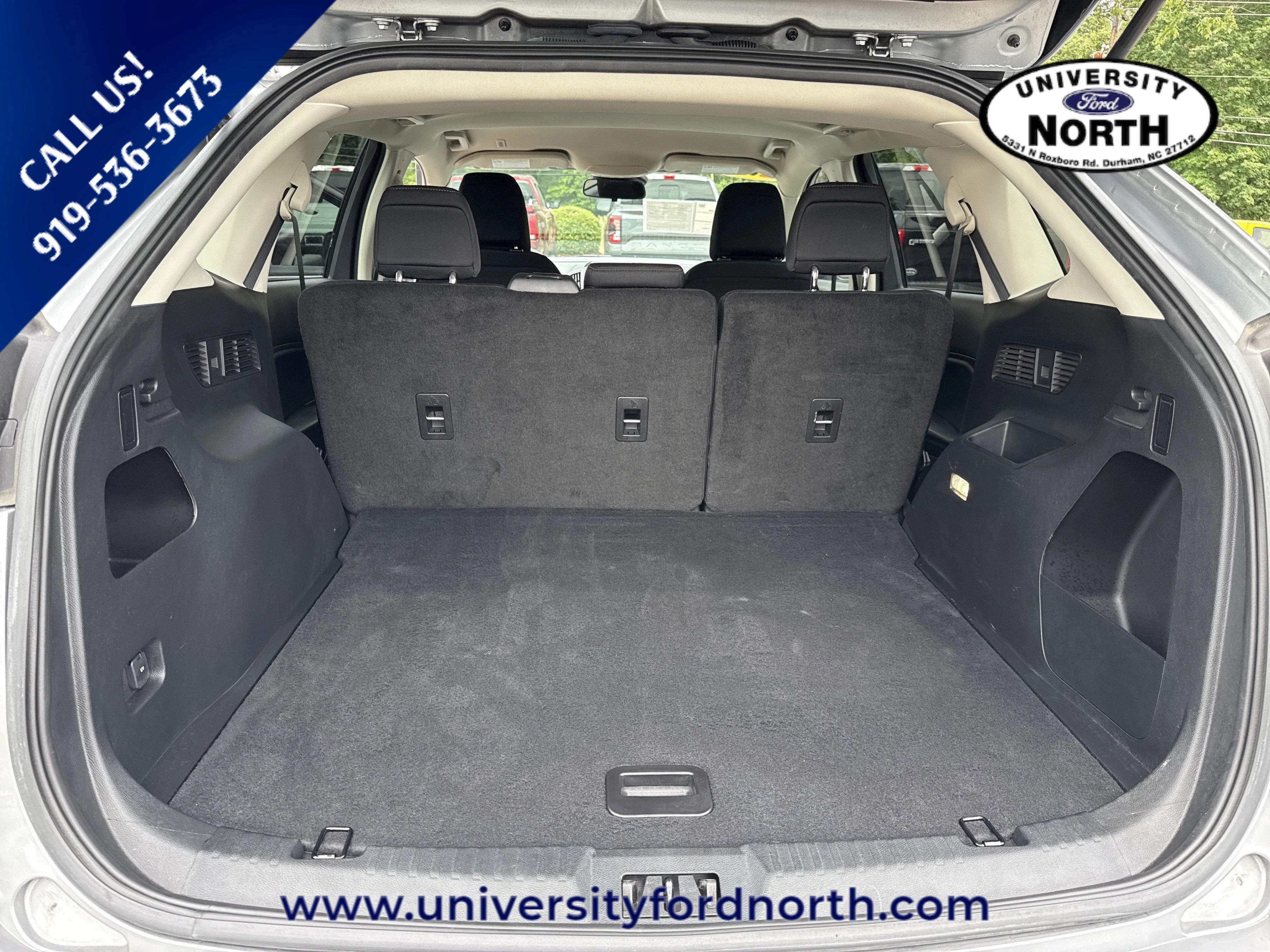 Used 2024 Silver Metallic Ford SE image 38