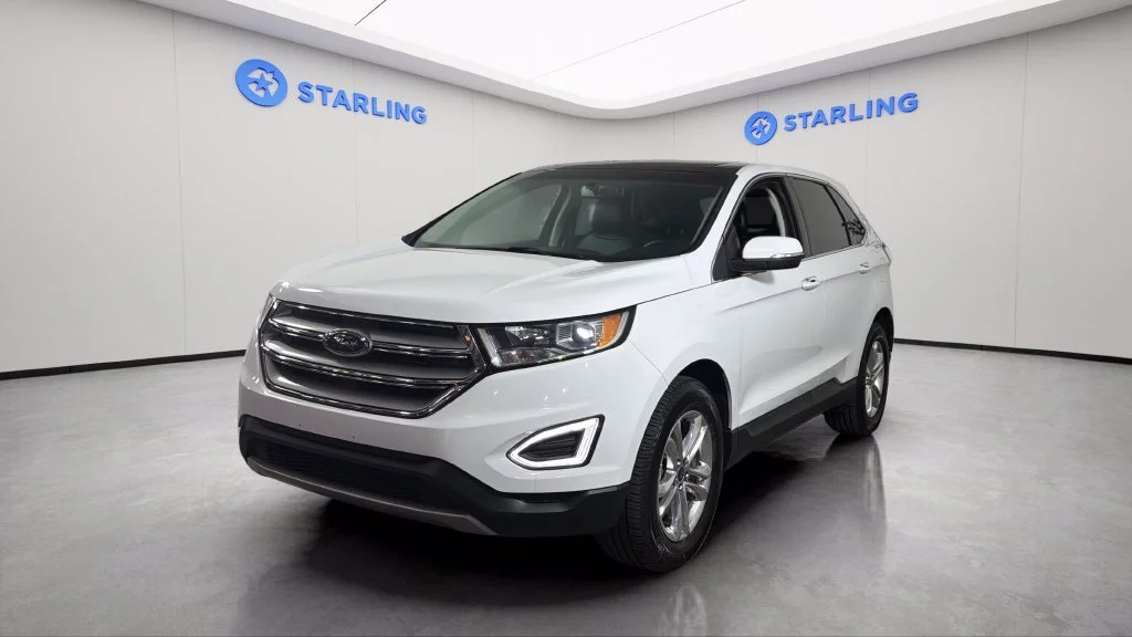Used 2017 White Ford SEL image 17
