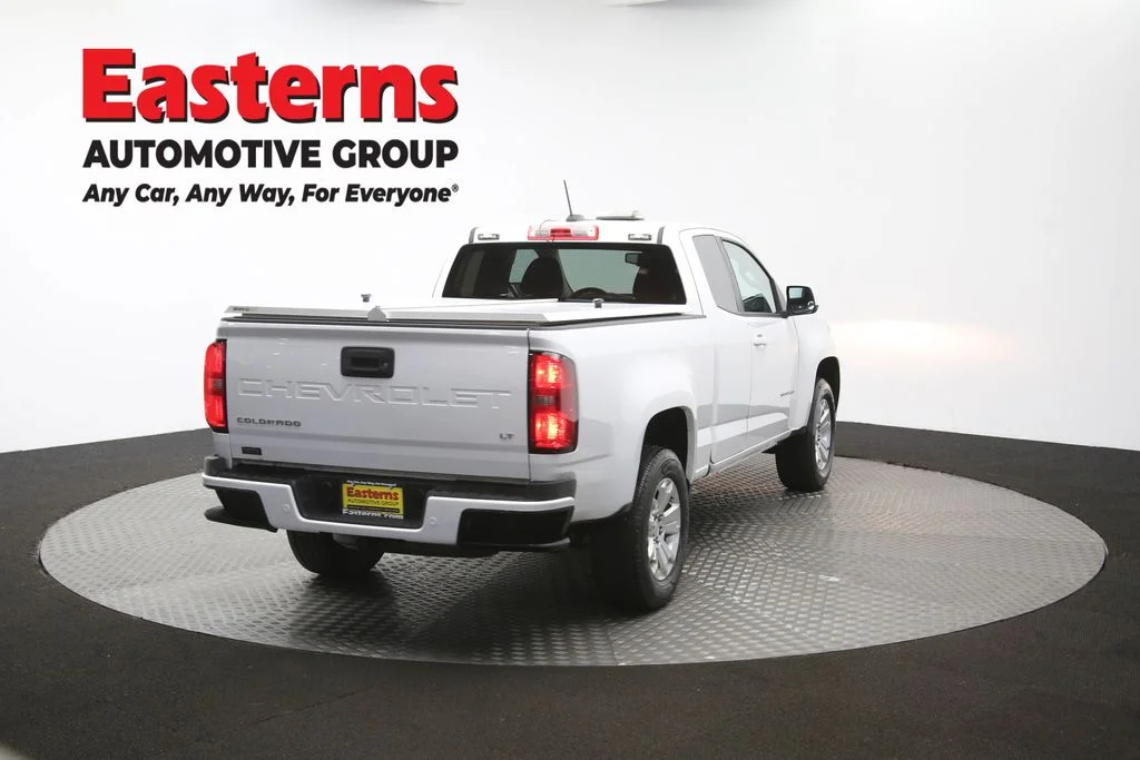 Used 2022 White Chevrolet LT image 36