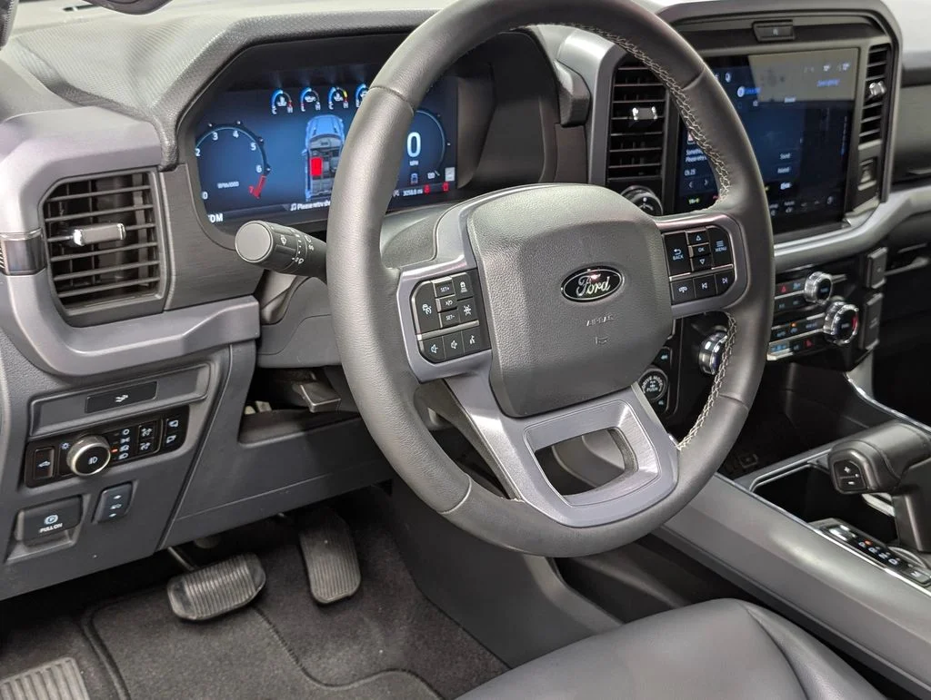 New 2026 Avalanche Ford XLT image 12