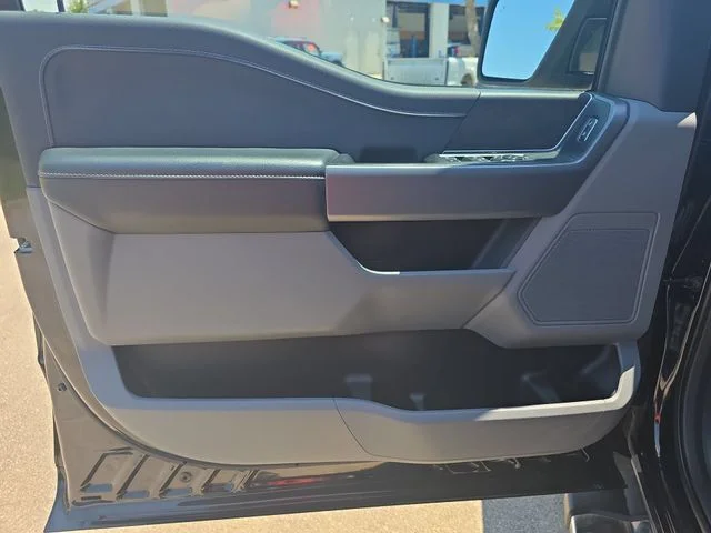 Used 2025 Black Ford XLT image 26