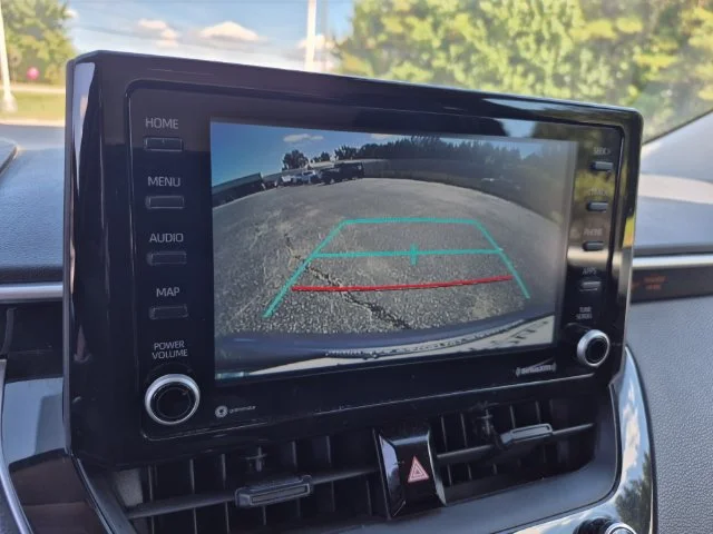 Used 2022  Toyota LE image 15