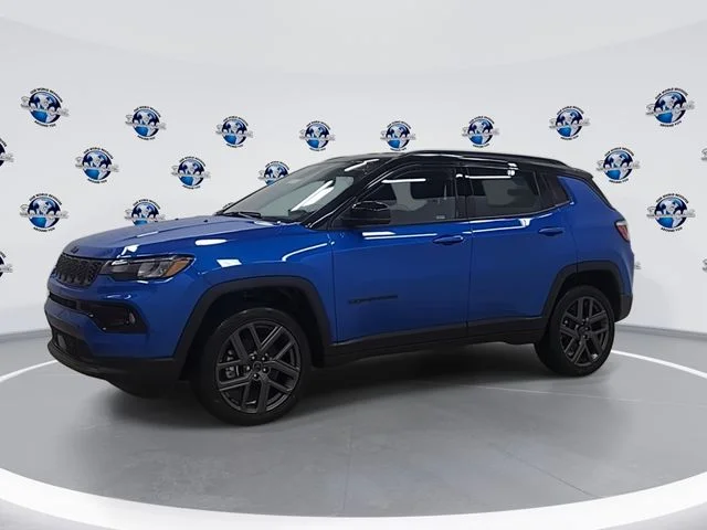 New 2026 Hydro Blue Pearl-Coat Exterior Paint Jeep Limited image 4