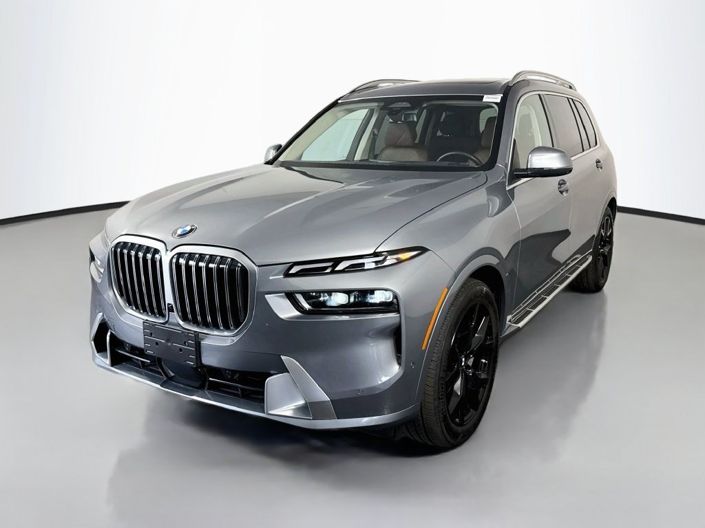 Used 2026 Skyscraper Gray Metallic BMW xDrive40i image 3