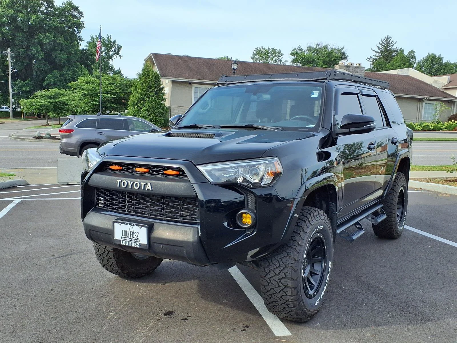 Used 2019 Midnight Black Metallic Toyota TRD Off Road Premium image 28