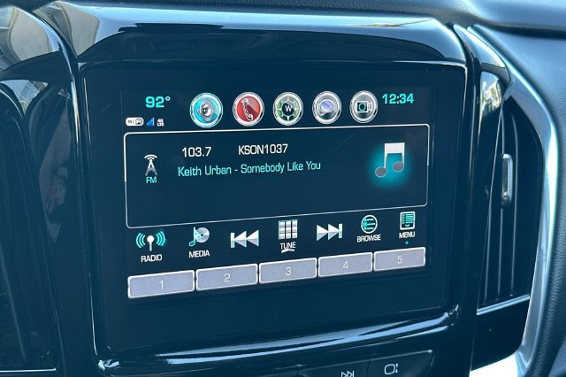 Used 2018 Beige Chevrolet Premier image 18