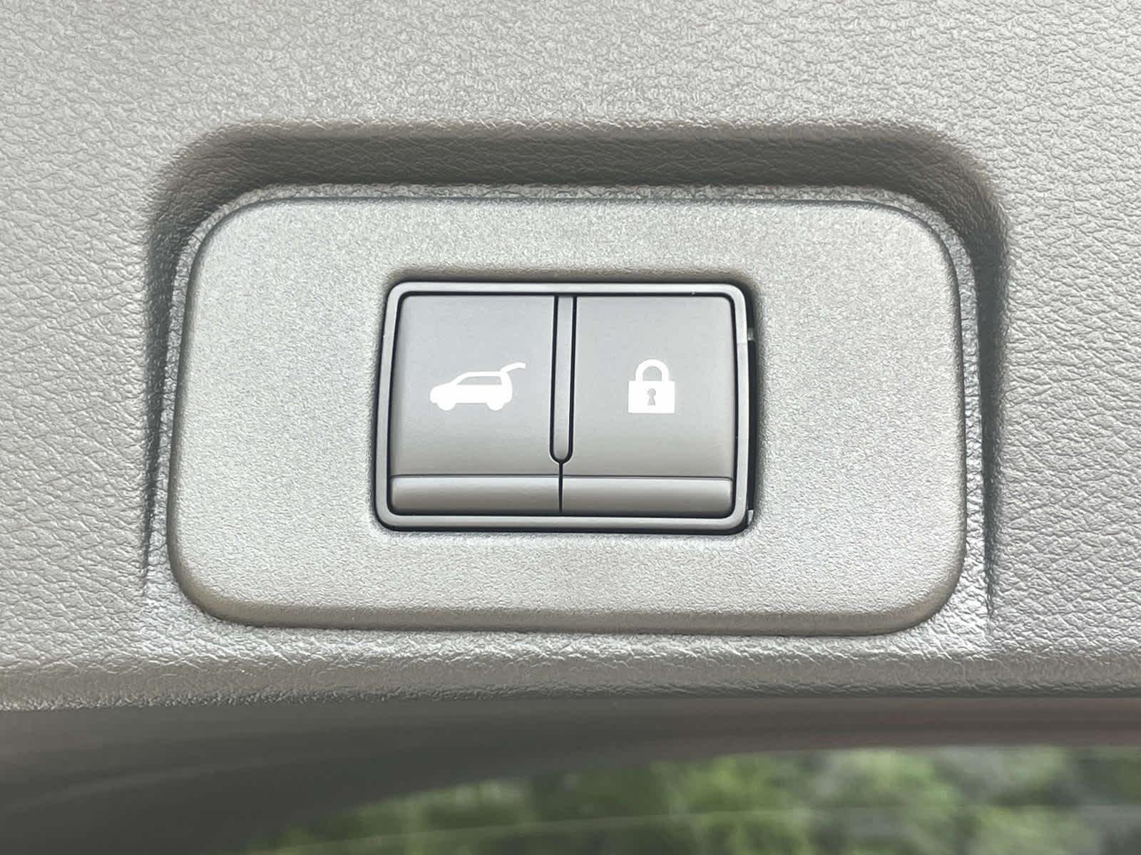 New 2026 Everest White Pearl/Super Black Nissan Platinum image 20