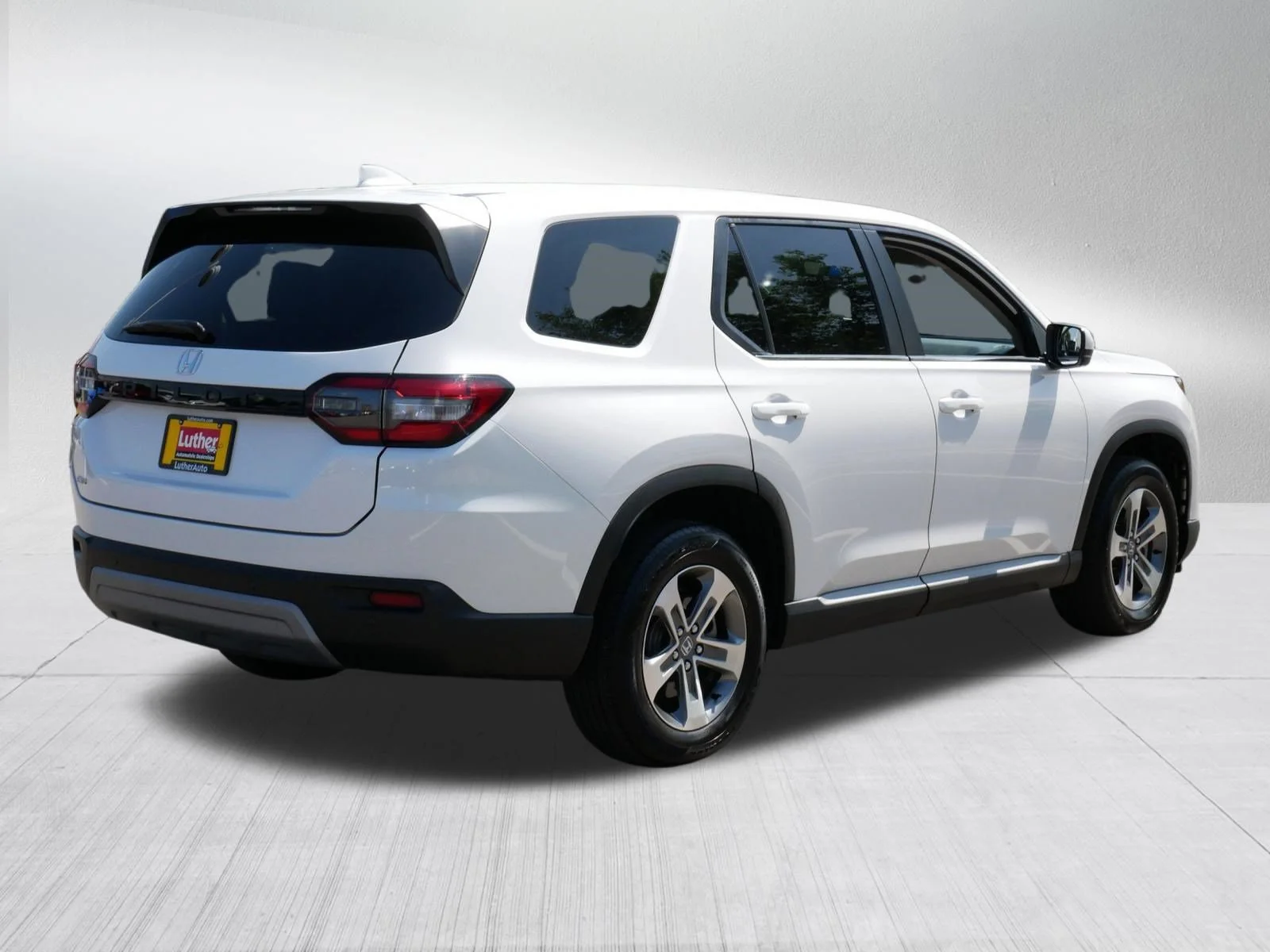 Certified Used 2025 Platinum White Pearl Honda EX-L image 41