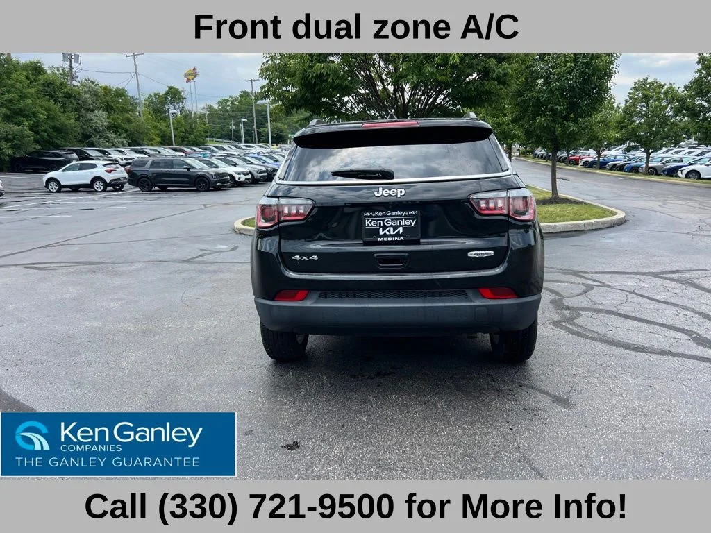 Used 2019 Black Jeep Latitude image 11