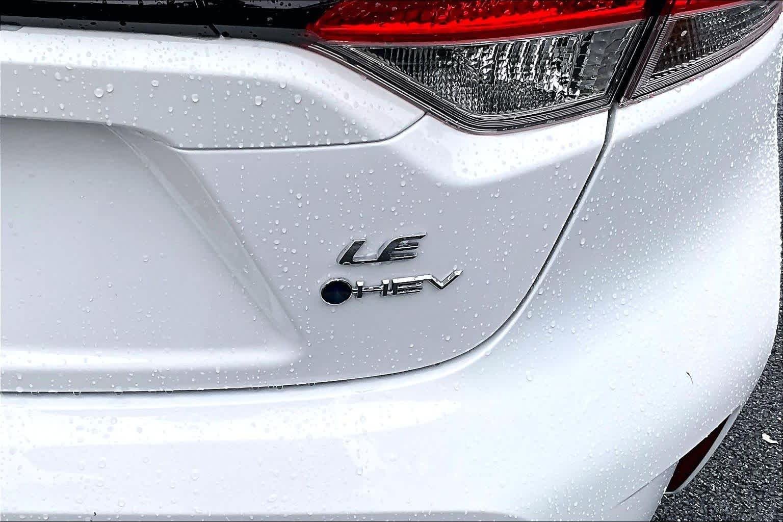 Certified Used 2026 Ice Cap Toyota Hybrid LE image 10