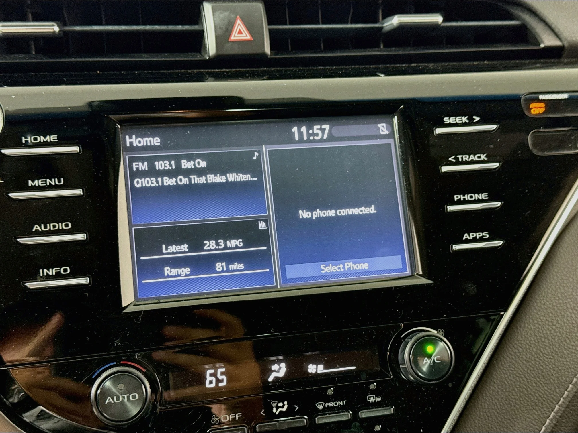 Used 2018 Celestial Silver Metallic Toyota SE image 14
