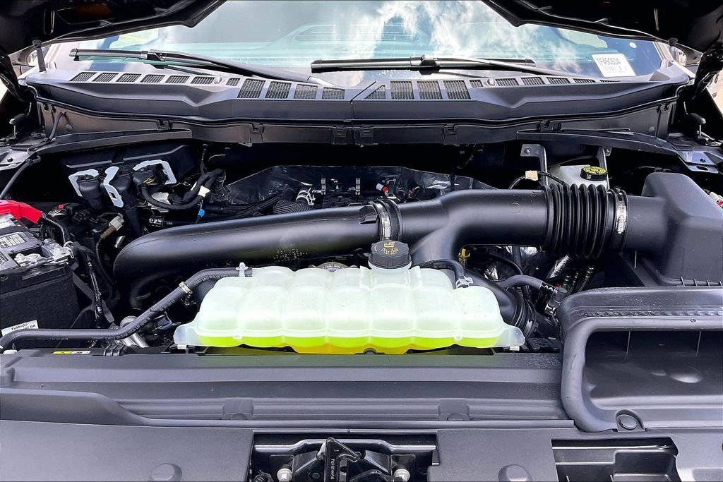 New 2026 Gray Ford Lariat image 9