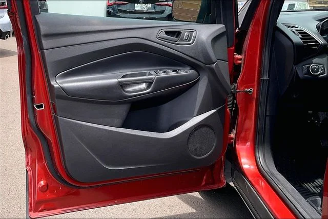 Used 2019 Orange Ford S image 21