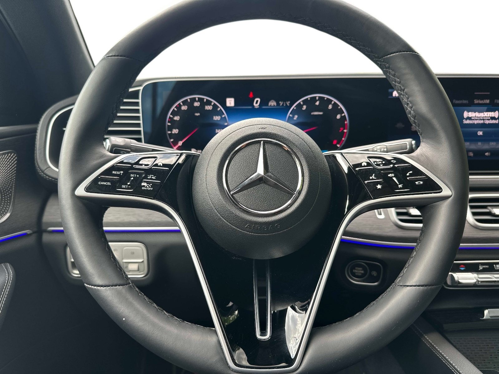 Certified Used 2025 Selenite Gray Metallic Mercedes-Benz GLE 450 image 20