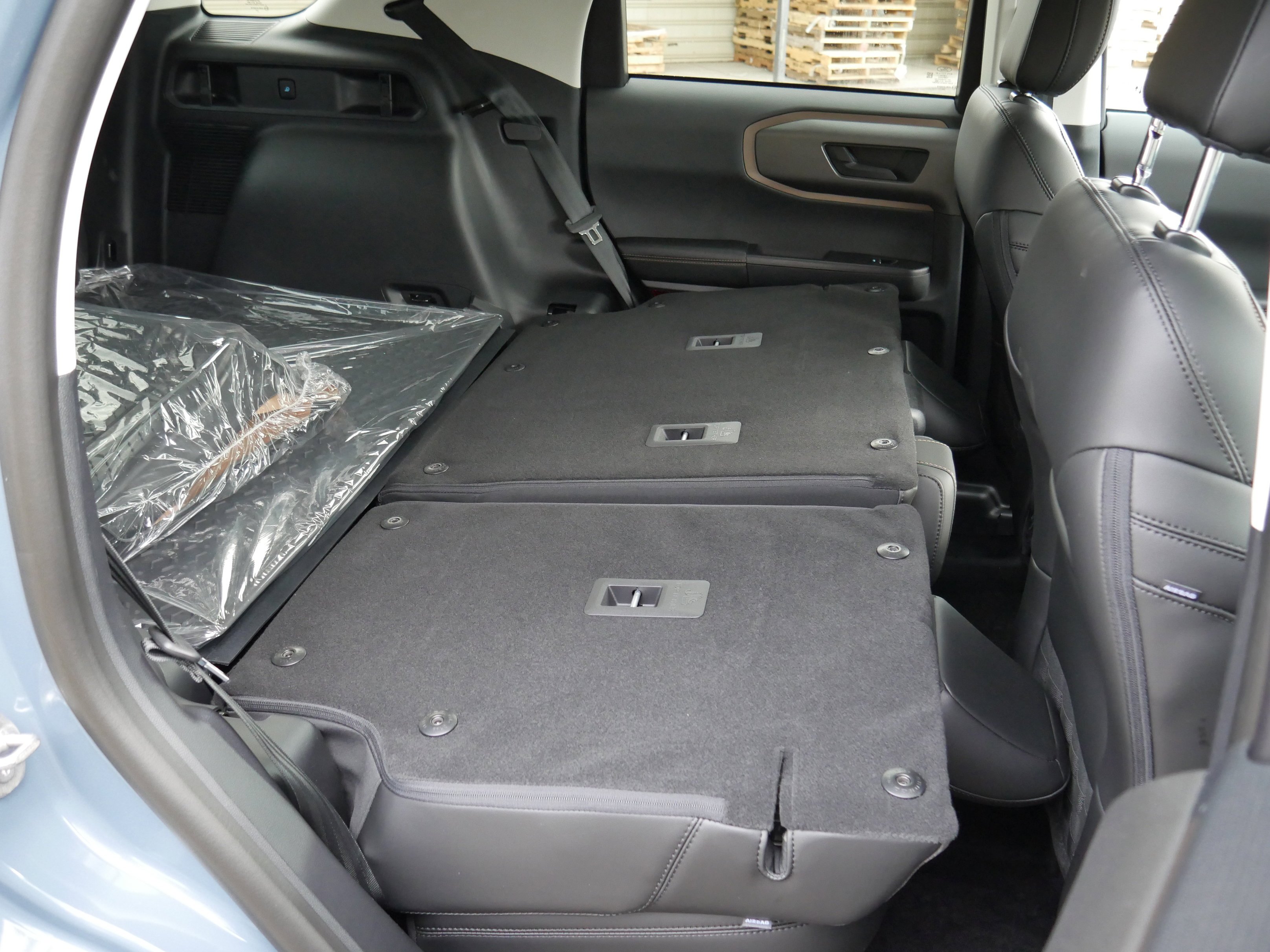 New 2026 Azure Gray Metallic Tri-Coat Ford Big Bend® image 29