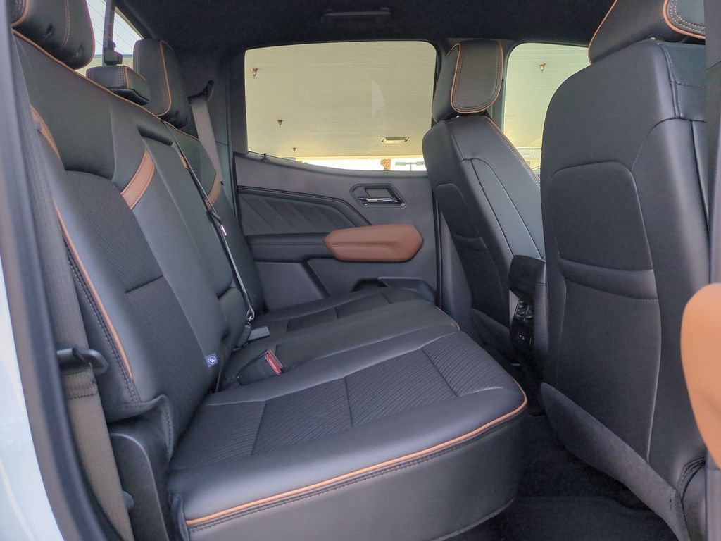 2026 GMC Canyon AT4 - Photo 31
